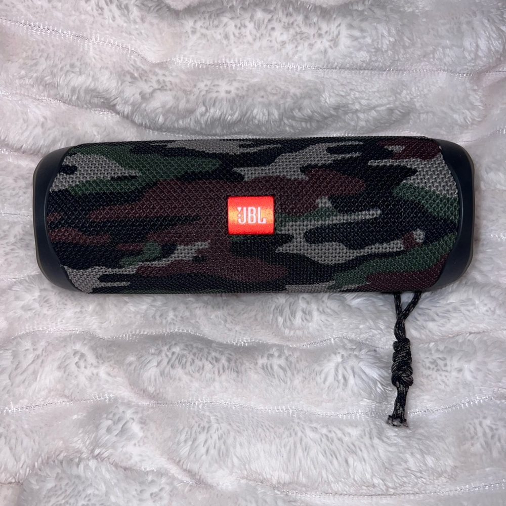 JBL Flip 5 Speaker